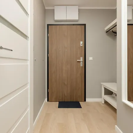 Plazowa Park With Garden By Renters Appartamento Miedzywodzie